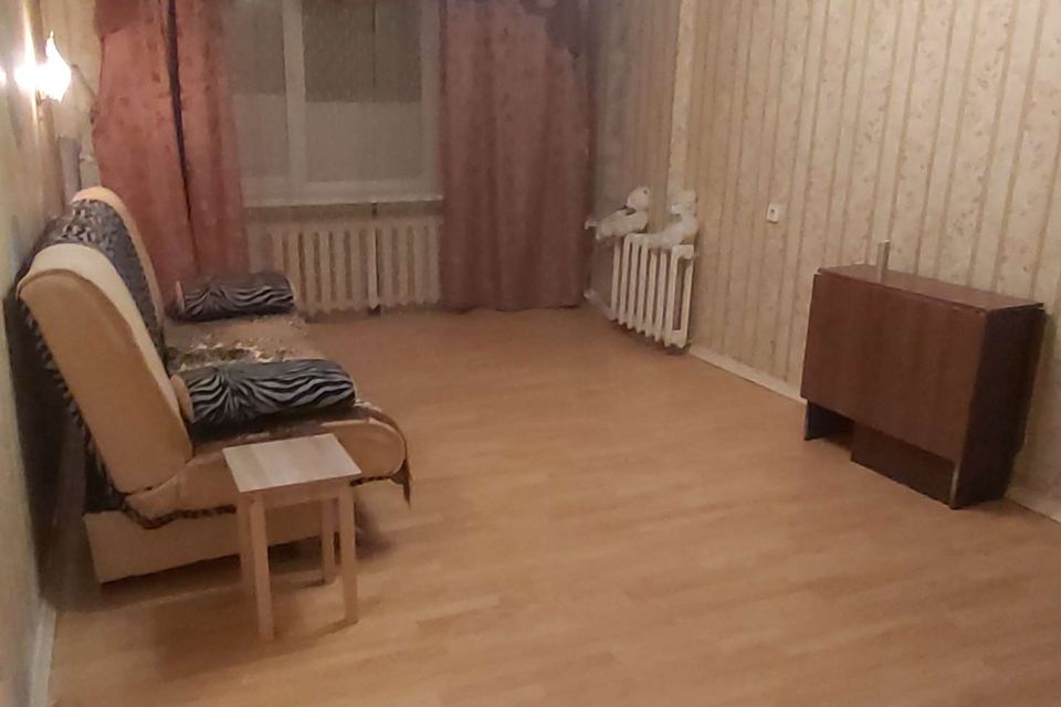 Сдаётся 2-комнатная квартира, 60 м²