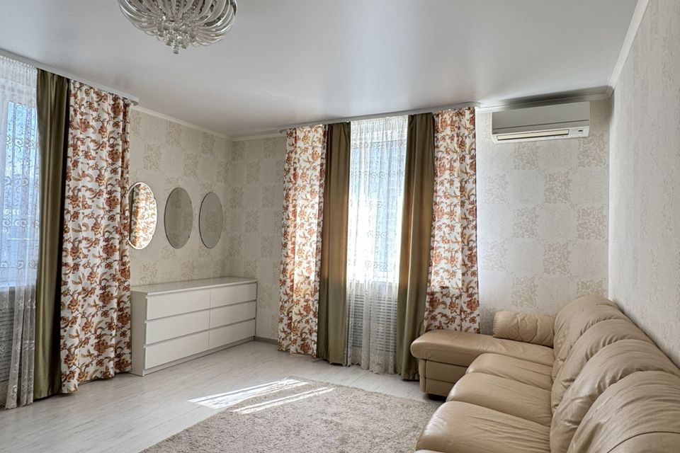 Продаётся 2-комнатная квартира, 60.5 м²