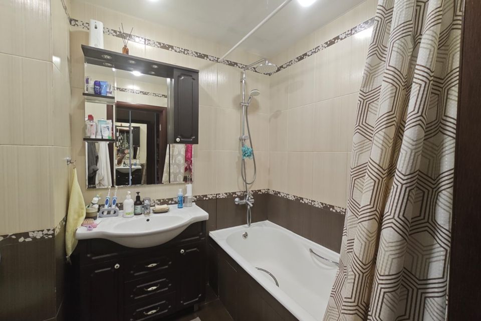 Продаётся 2-комнатная квартира, 59 м²