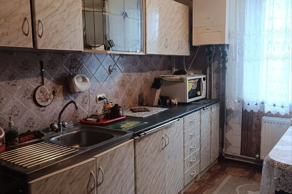 Продаётся 3-комнатная квартира, 73 м²
