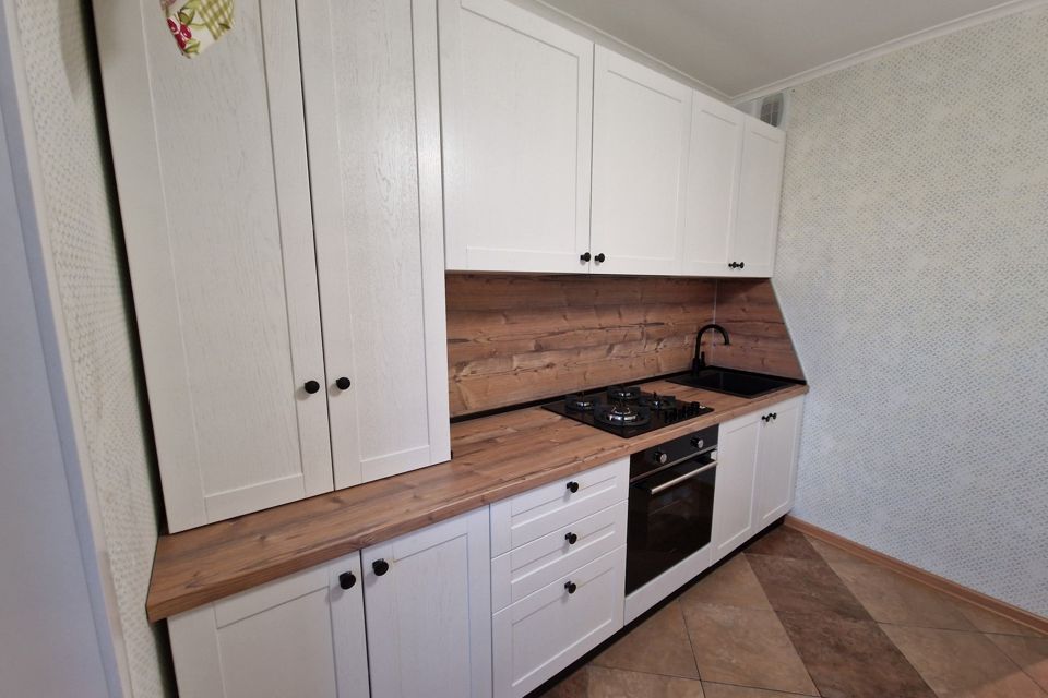 Продаётся 1-комнатная квартира, 37.8 м²