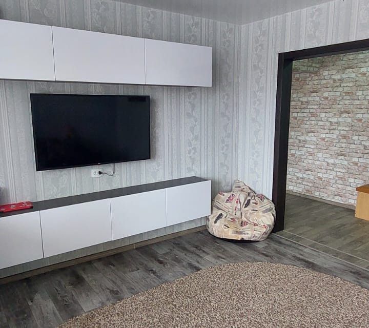 Продаётся 3-комнатная квартира, 65.2 м²