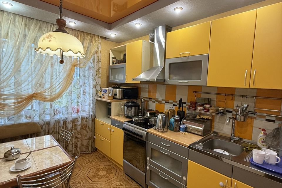 Продаётся 3-комнатная квартира, 69.5 м²