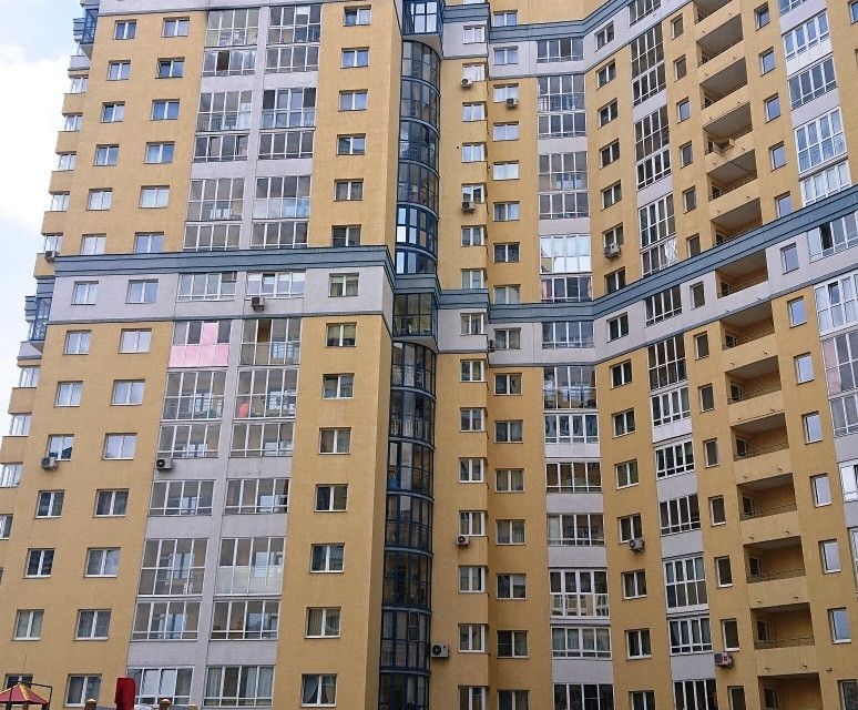 Продаётся 3-комнатная квартира, 92.7 м²