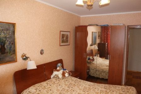 Продаётся 4-комнатная квартира, 97.4 м²