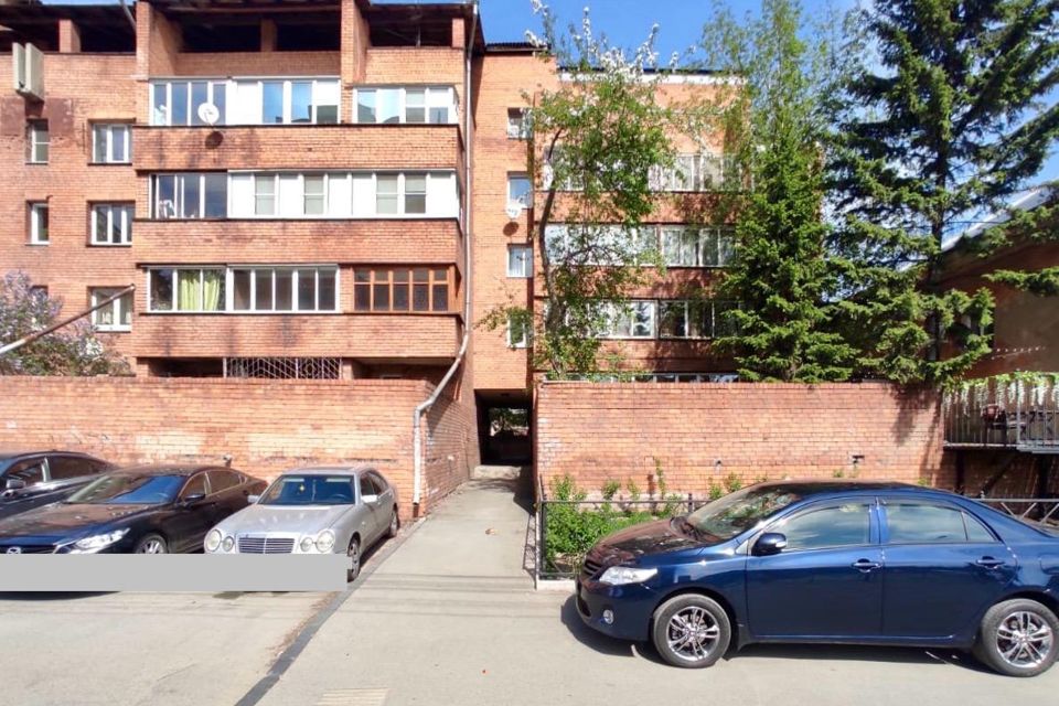 Продаётся 2-комнатная квартира, 57.5 м²