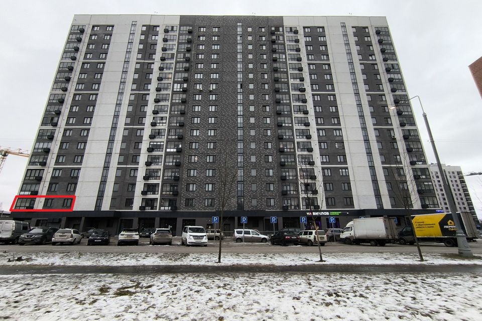 Продаётся 1-комнатная квартира, 81.9 м²