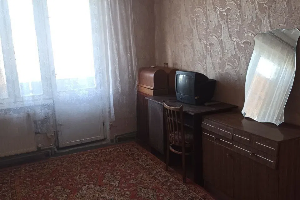 Продаётся 4-комнатная квартира, 81 м²