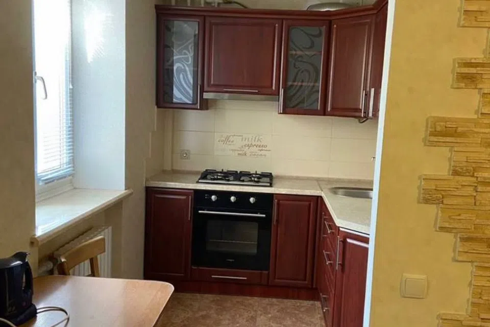 Продаётся 3-комнатная квартира, 57.5 м²