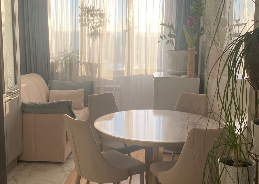 Продаётся 2-комнатная квартира, 66.1 м²