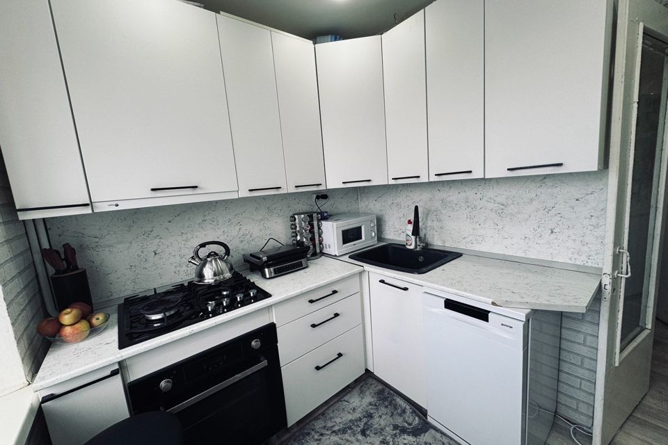 Продаётся 3-комнатная квартира, 58 м²