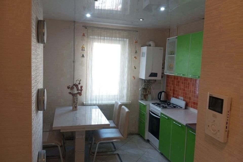 Продаётся 4-комнатная квартира, 95 м²