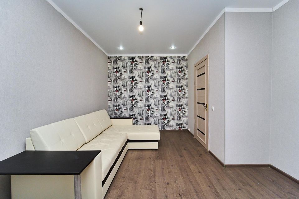 Продаётся 1-комнатная квартира, 37 м²