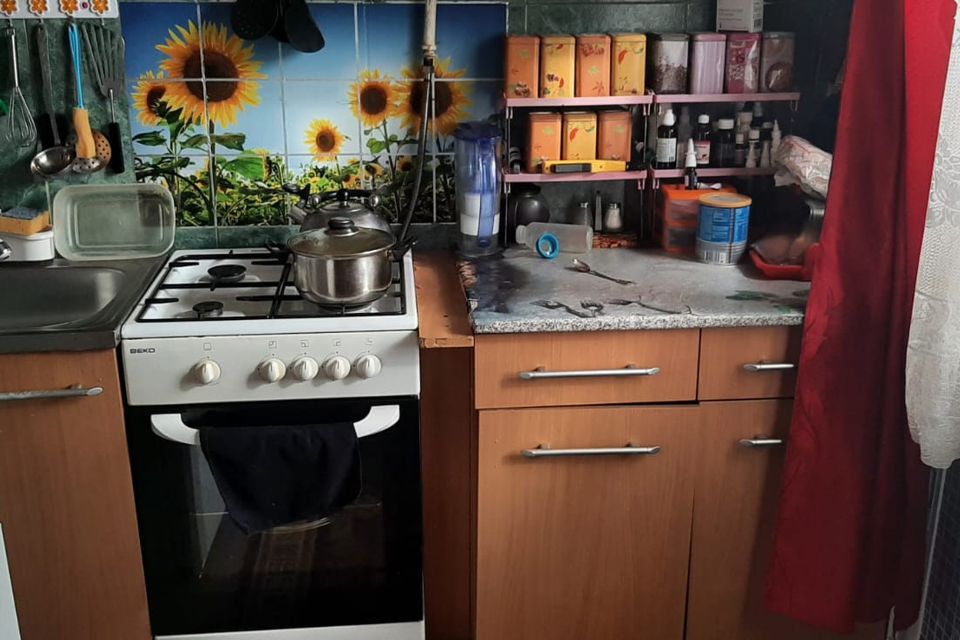 Продаётся 3-комнатная квартира, 54.7 м²