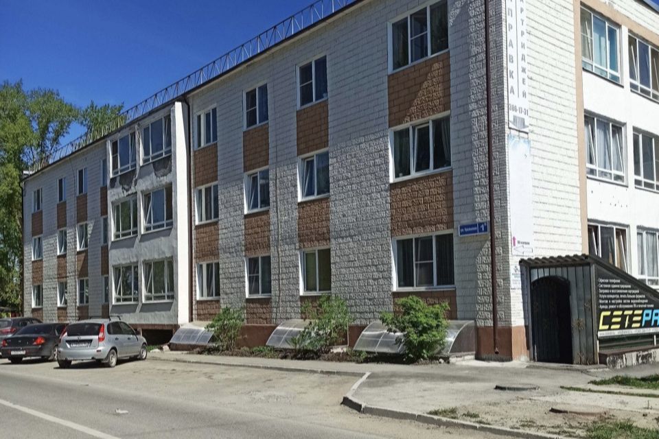 Продаётся 1-комнатная квартира, 39.9 м²
