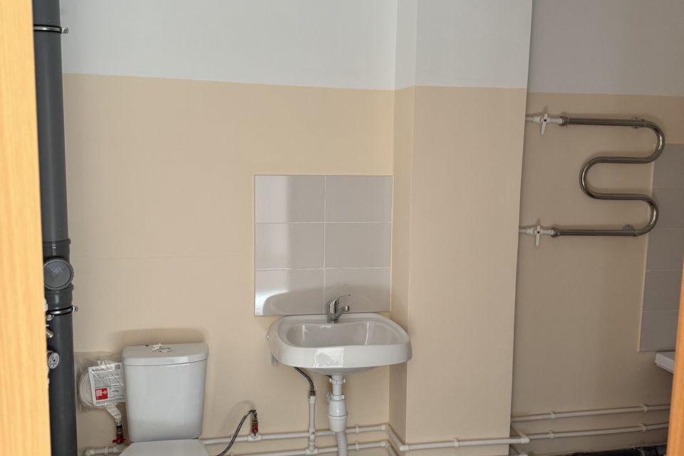 Продаётся 2-комнатная квартира, 72.9 м²