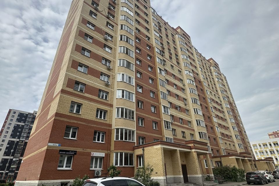 Продаётся 1-комнатная квартира, 38 м²