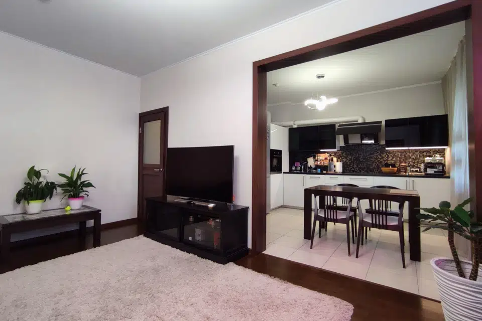 Продаётся 2-комнатная квартира, 67.9 м²