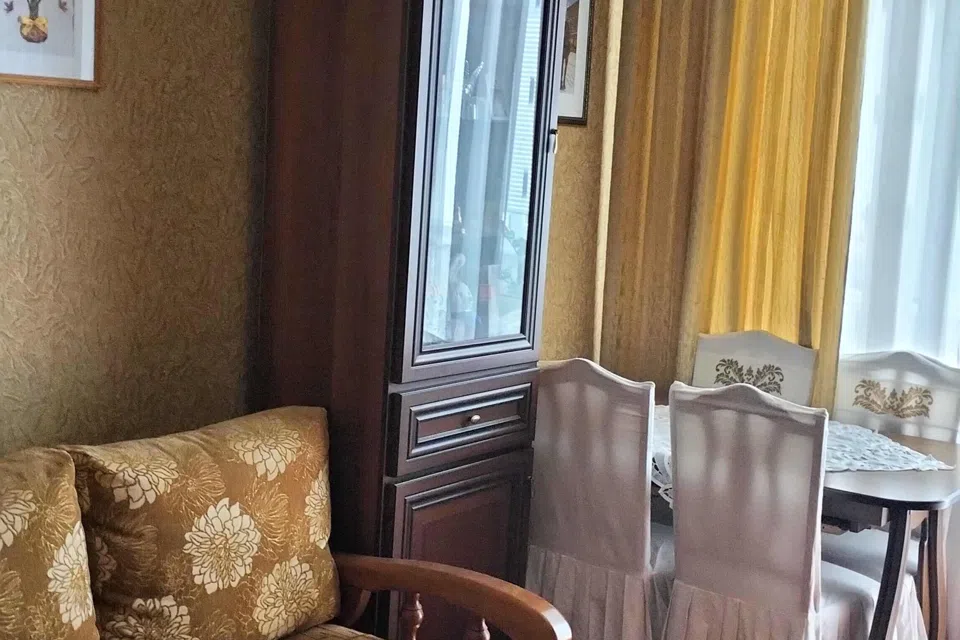 Продаётся 3-комнатная квартира, 65.5 м²