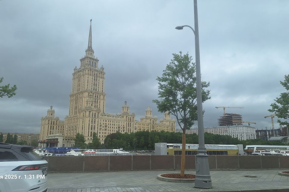 Продаётся 2-комнатная квартира, 55.6 м²
