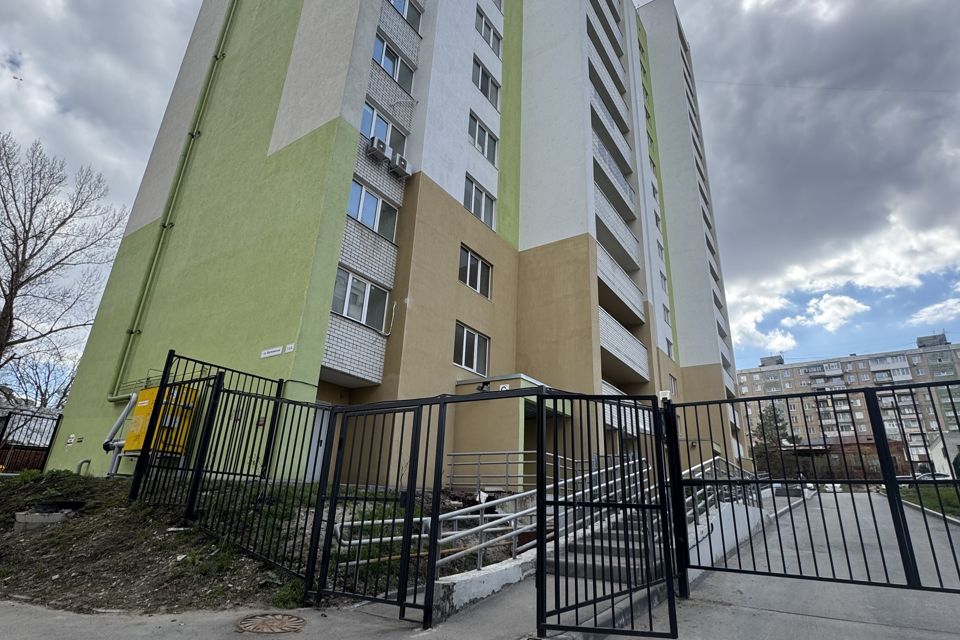 Продаётся 2-комнатная квартира, 58 м²