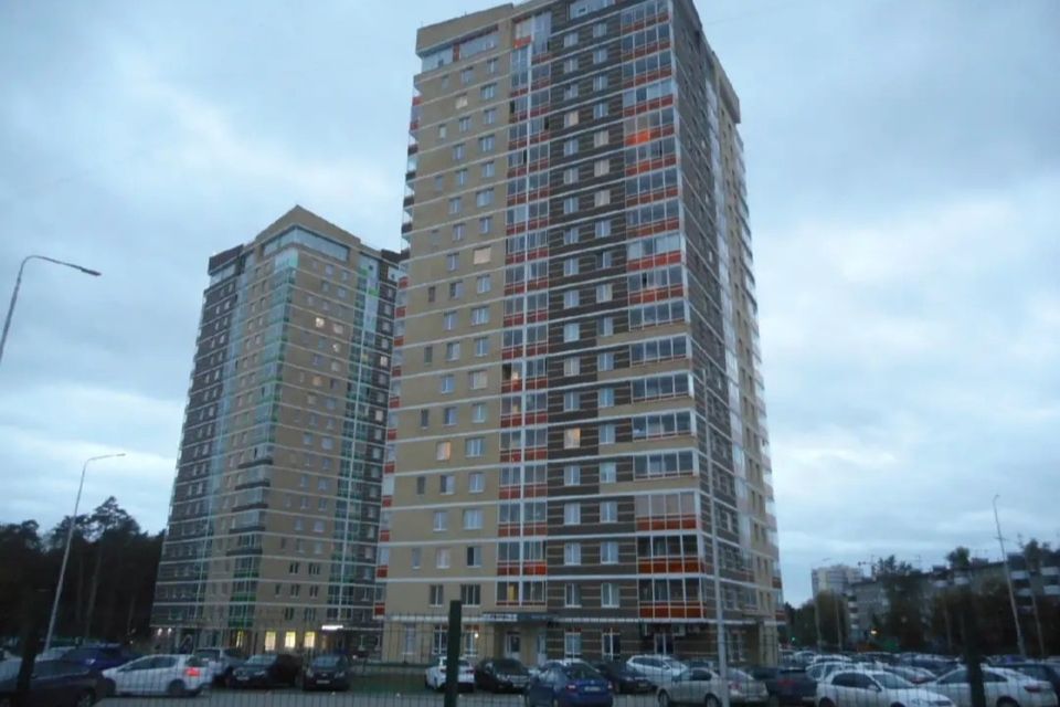 Продаётся 2-комнатная квартира, 58.2 м²