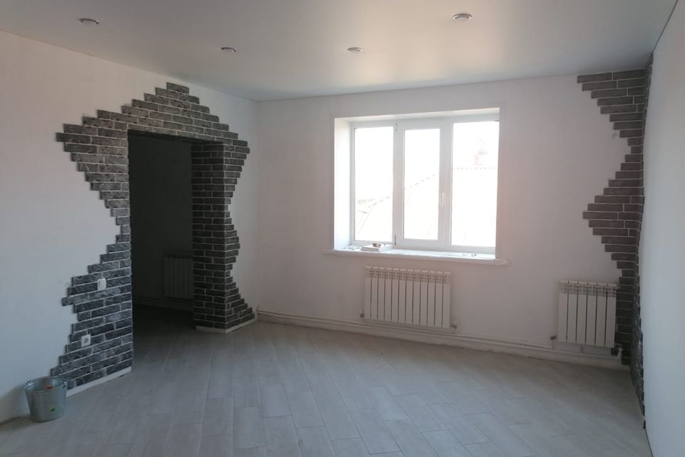 Продаётся 1-комнатная квартира, 51.7 м²