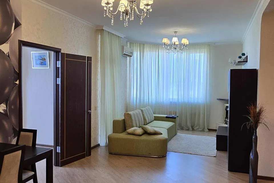 Продаётся 2-комнатная квартира, 90 м²