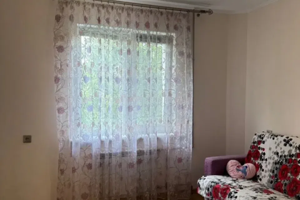 Продаётся 4-комнатная квартира, 85 м²