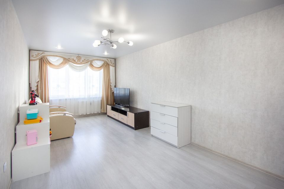 Продаётся 2-комнатная квартира, 55.8 м²