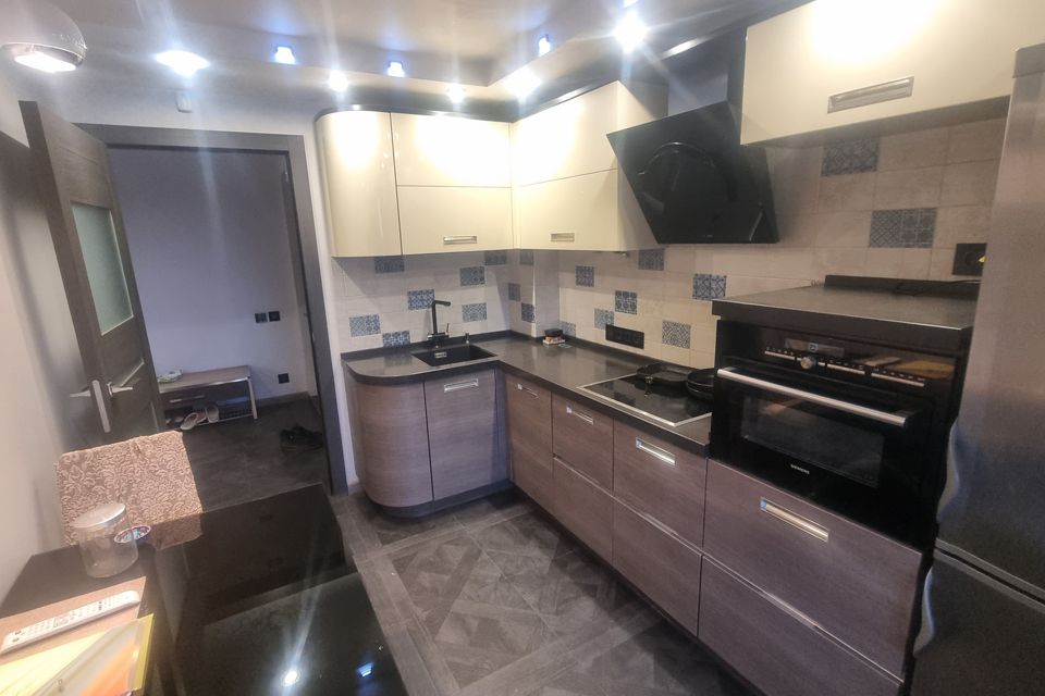 Продаётся 2-комнатная квартира, 60.6 м²
