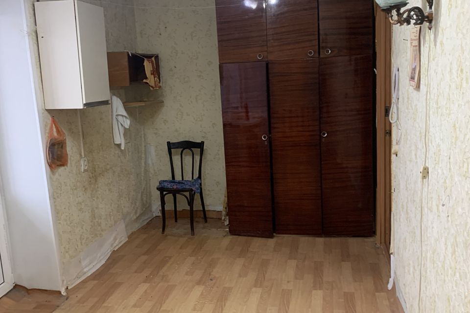 Продаётся комната в 5-комн. квартире, 13 м²