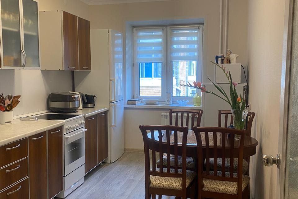Продаётся 2-комнатная квартира, 60 м²
