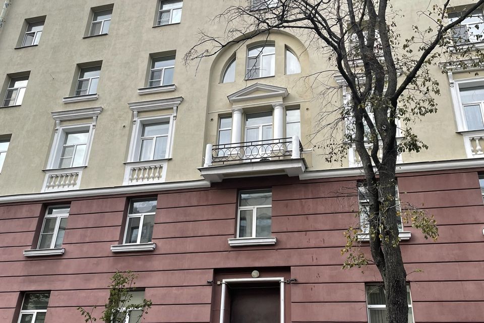 Продаётся 3-комнатная квартира, 108.8 м²