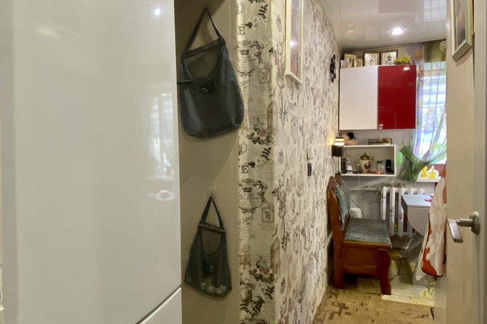 Продаётся 2-комнатная квартира, 42.4 м²