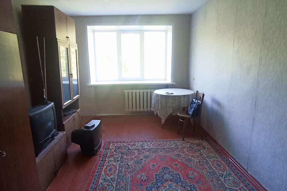 Продаётся 2-комнатная квартира, 41.8 м²