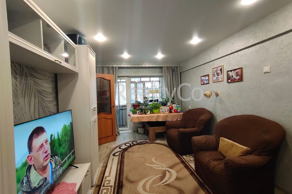 Продаётся 3-комнатная квартира, 55.6 м²