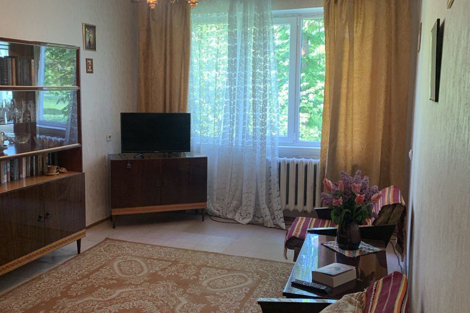 Продаётся 3-комнатная квартира, 60.8 м²