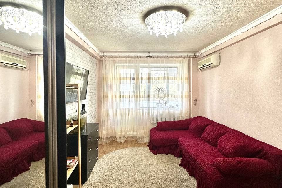 Продаётся 3-комнатная квартира, 66.8 м²