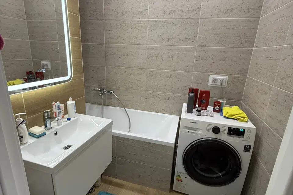 Продаётся 2-комнатная квартира, 53.7 м²