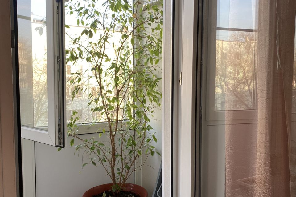 Продаётся 2-комнатная квартира, 50.7 м²