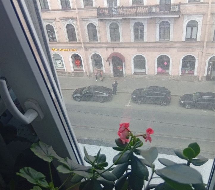 Продаётся комната в 5-комн. квартире, 15 м²