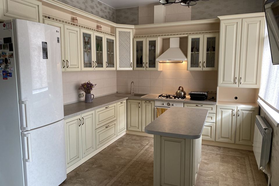 Продаётся 2-комнатная квартира, 83.9 м²