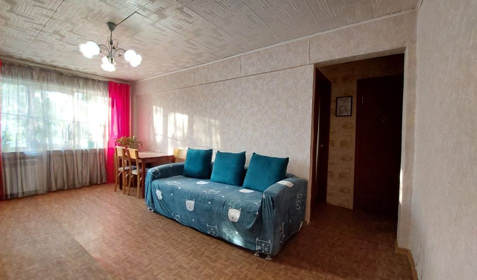 Продаётся 3-комнатная квартира, 58.4 м²