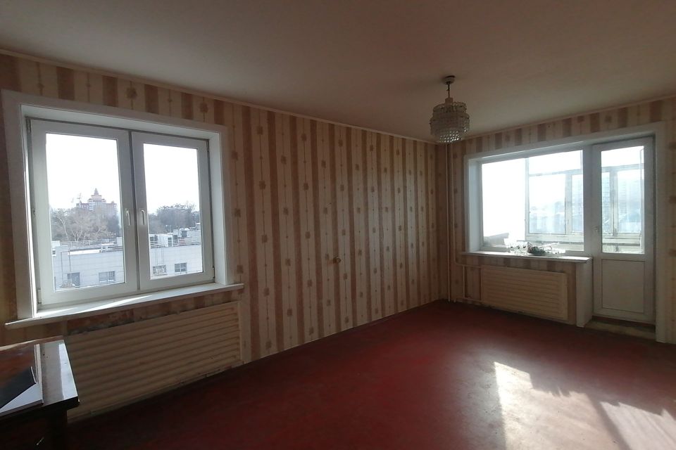 Продаётся 3-комнатная квартира, 57 м²