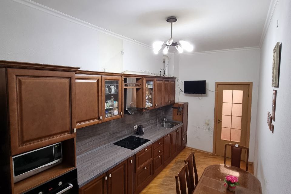 Продаётся 3-комнатная квартира, 76.1 м²