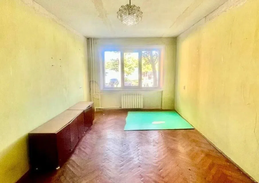 Продаётся 3-комнатная квартира, 58.3 м²