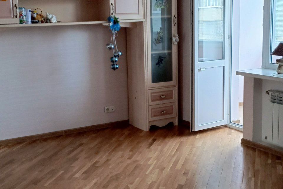 Продаётся 3-комнатная квартира, 106.1 м²