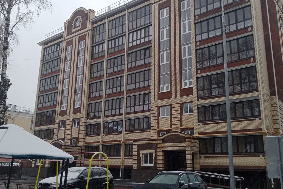 Продаётся 1-комнатная квартира, 58.1 м²