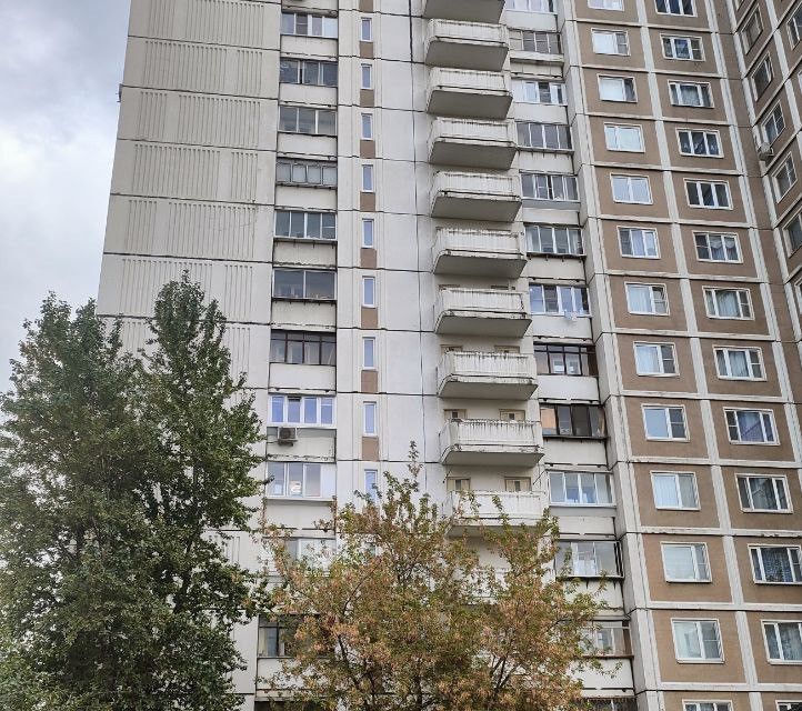 Продаётся 4-комнатная квартира, 100.1 м²